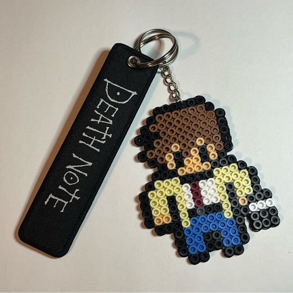 Death Note Light Yagami Keychain & Pixel Art Bundle - Picture 1 of 1